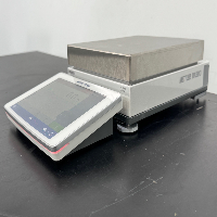 Mettler Toledo XPR8001S Digital Scale image 1